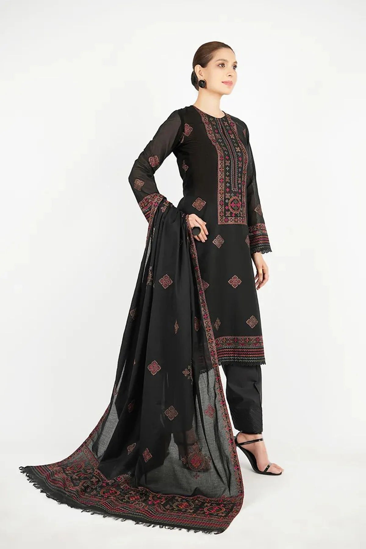 BAREEZE DHANAK 3PC EMBROIDERED DRESS WITH READY TO WEAR HEAVY EMBROIDERY SHAWL